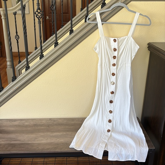 Forever 21 Elegant White Button-Down Dress Size Small - Picture 7 of 13